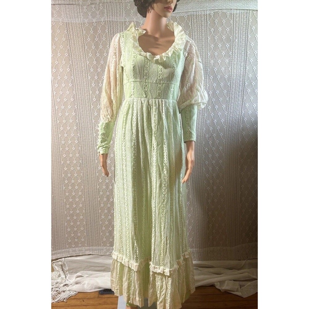 Vintage 1970s Prairie Dress Victorian Lace Folklore Cottagecore Lime Maxi S 27W